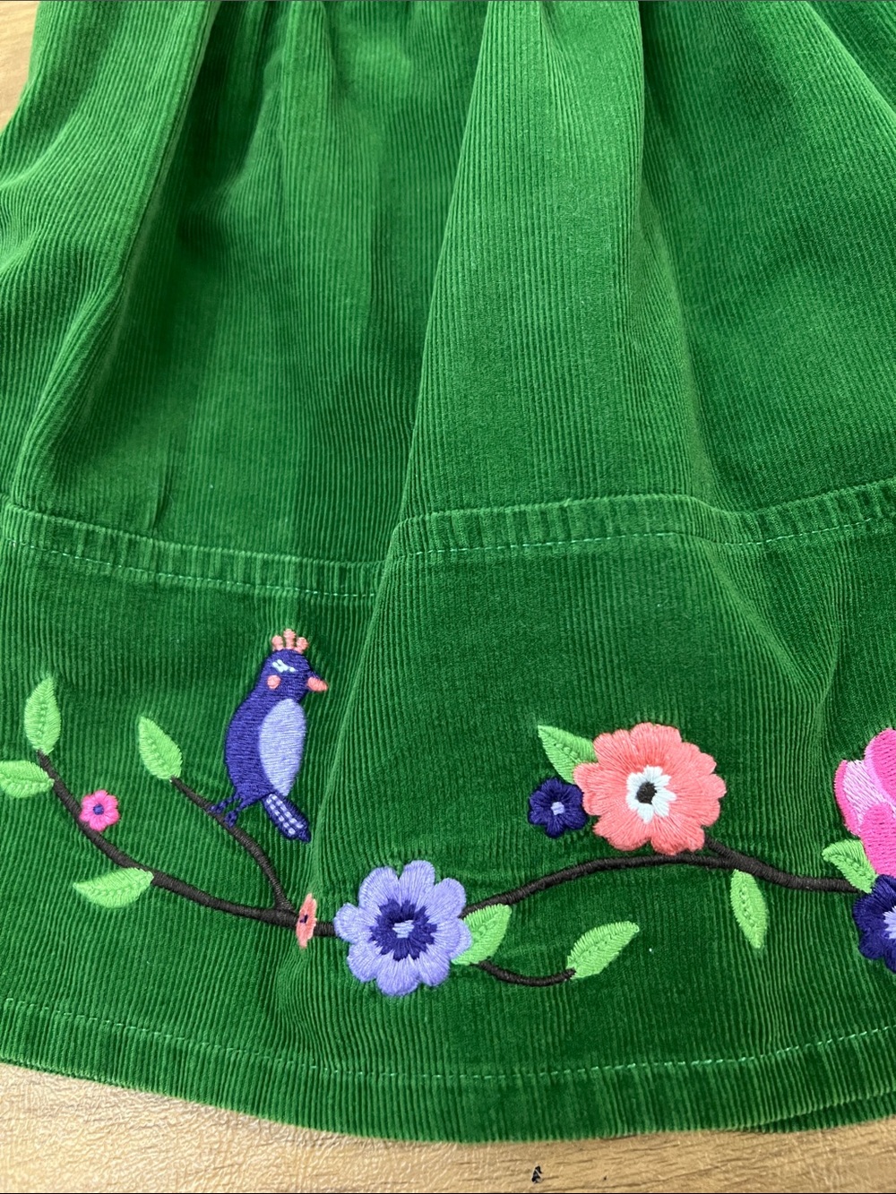 Vintage Gymboree skort w/ embroidered birds and flowers green corduroy size 5 - Picture 2 of 8